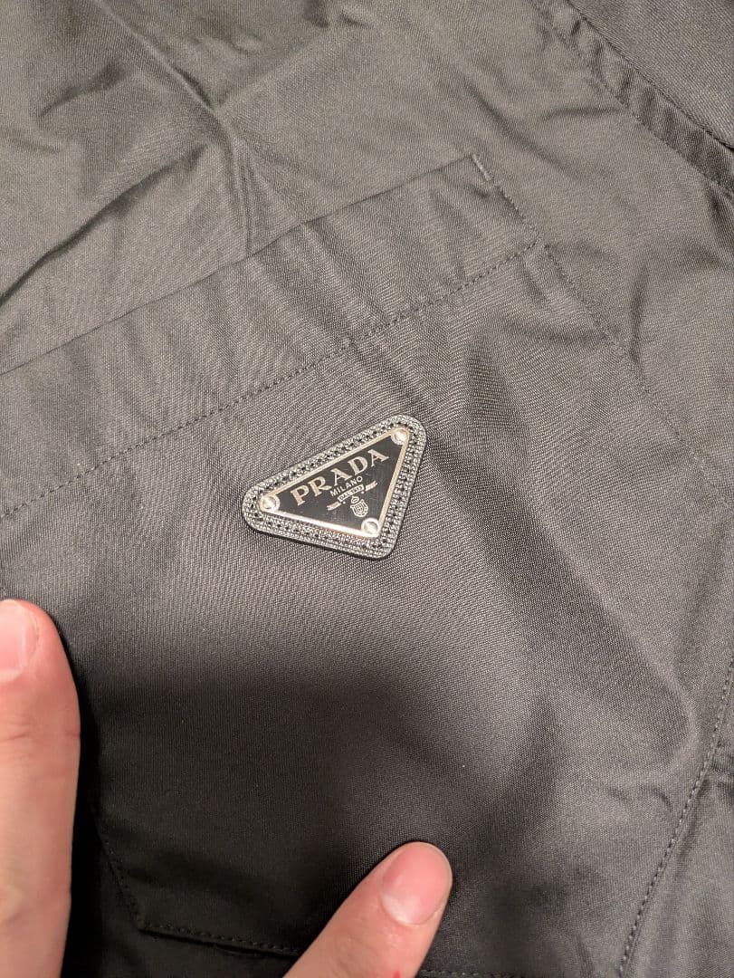 プラダ ナイロンジャケット　L