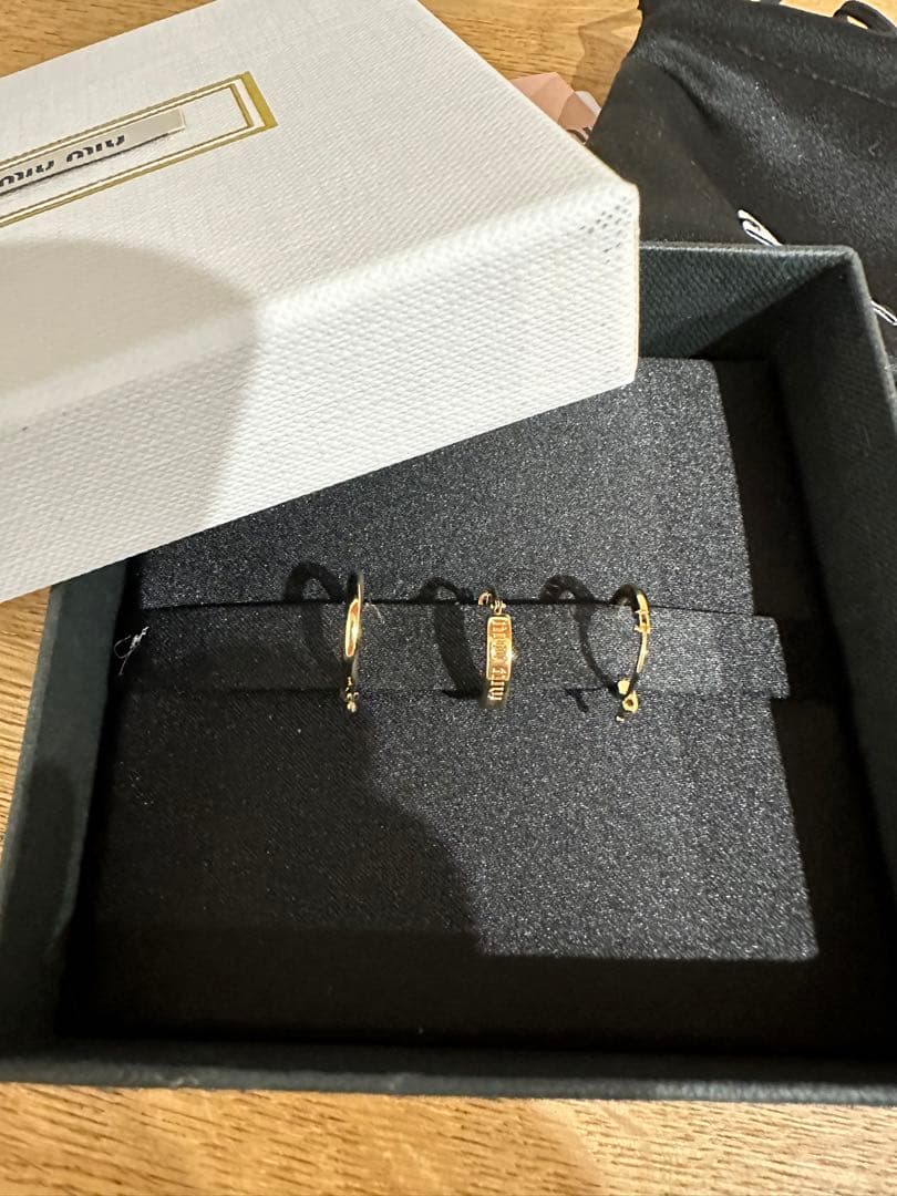 miumiu ピアス　3点セット