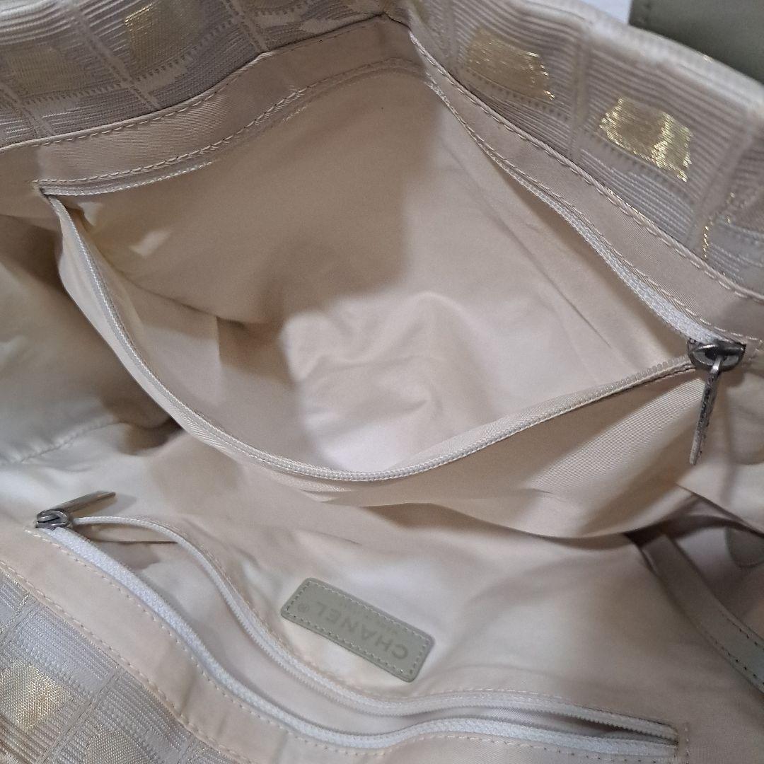 お値下げ致しました　シャネル ニュートラベルライン CHANEL トートバック