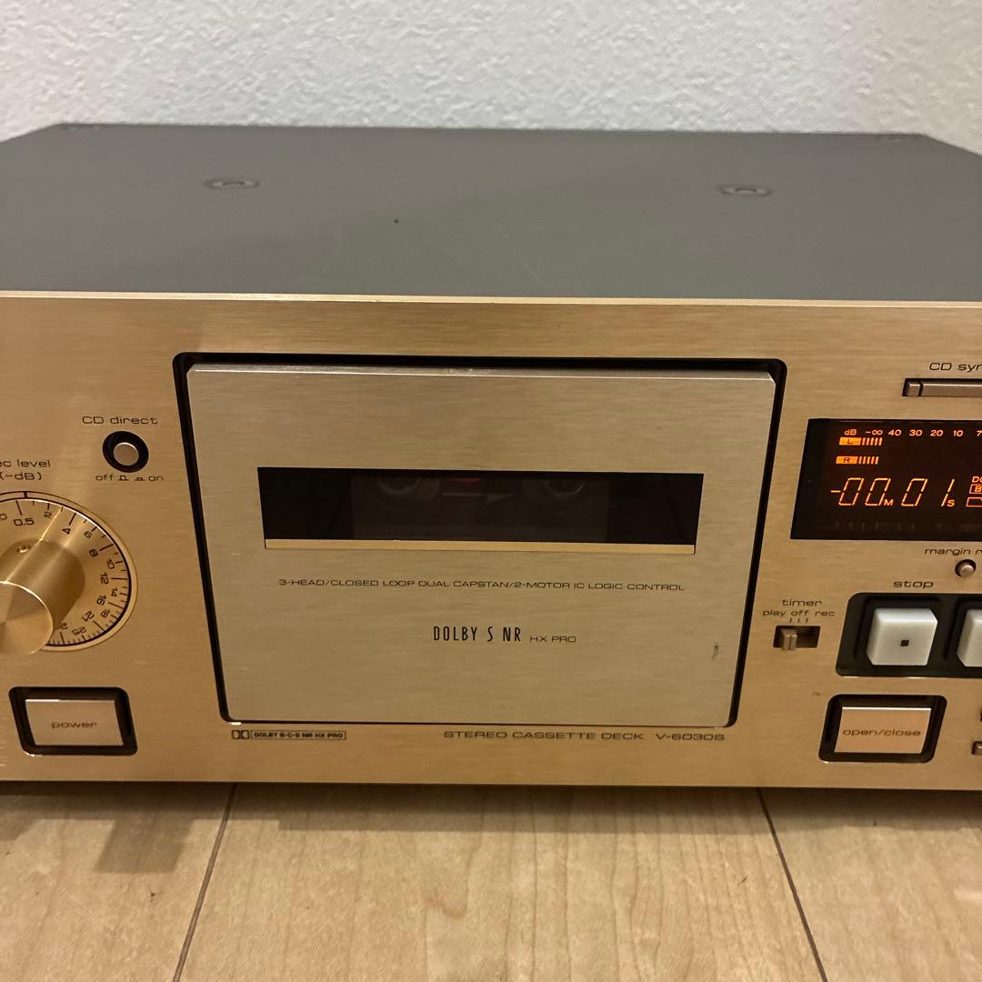 TEAC カセットデッキ V-6030S（ジャンク品）