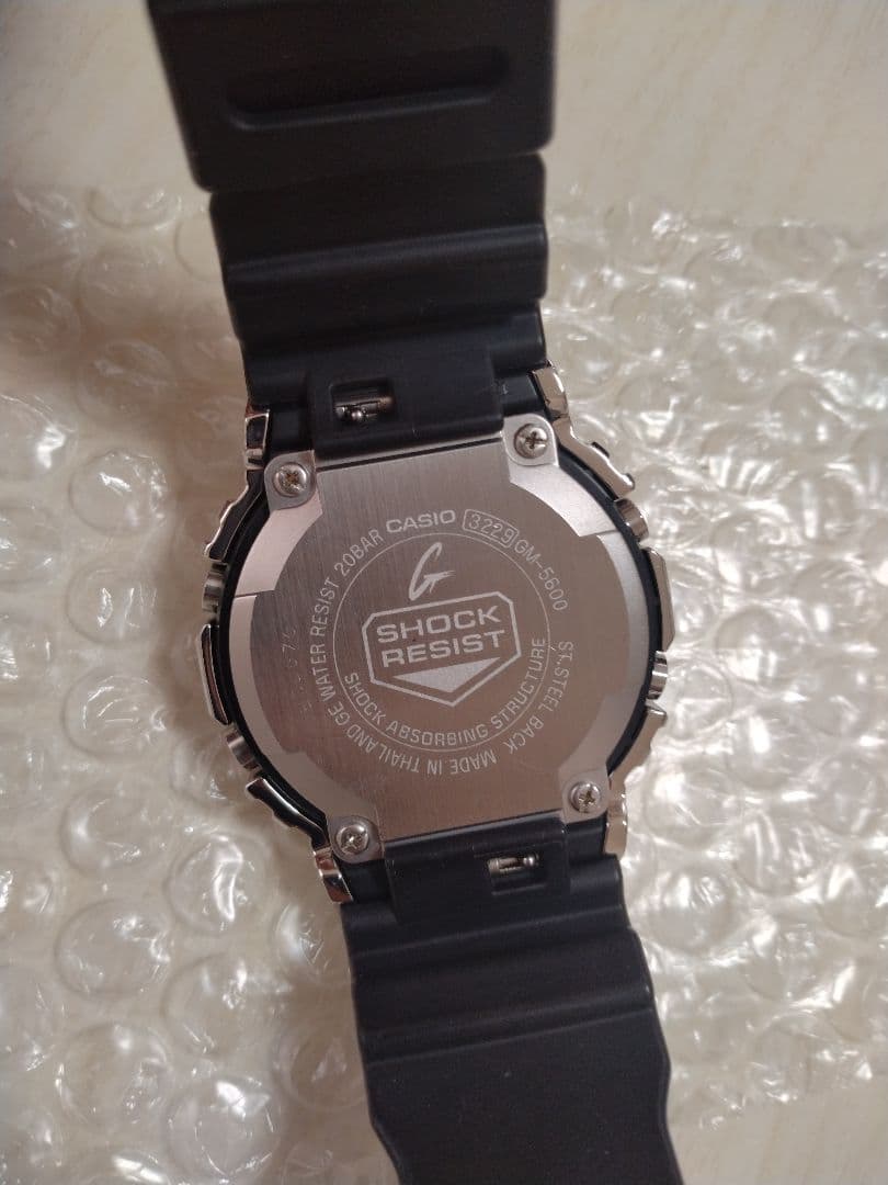 （77）G-SHOCK ジーショック GM-5600　デジタルシルバー