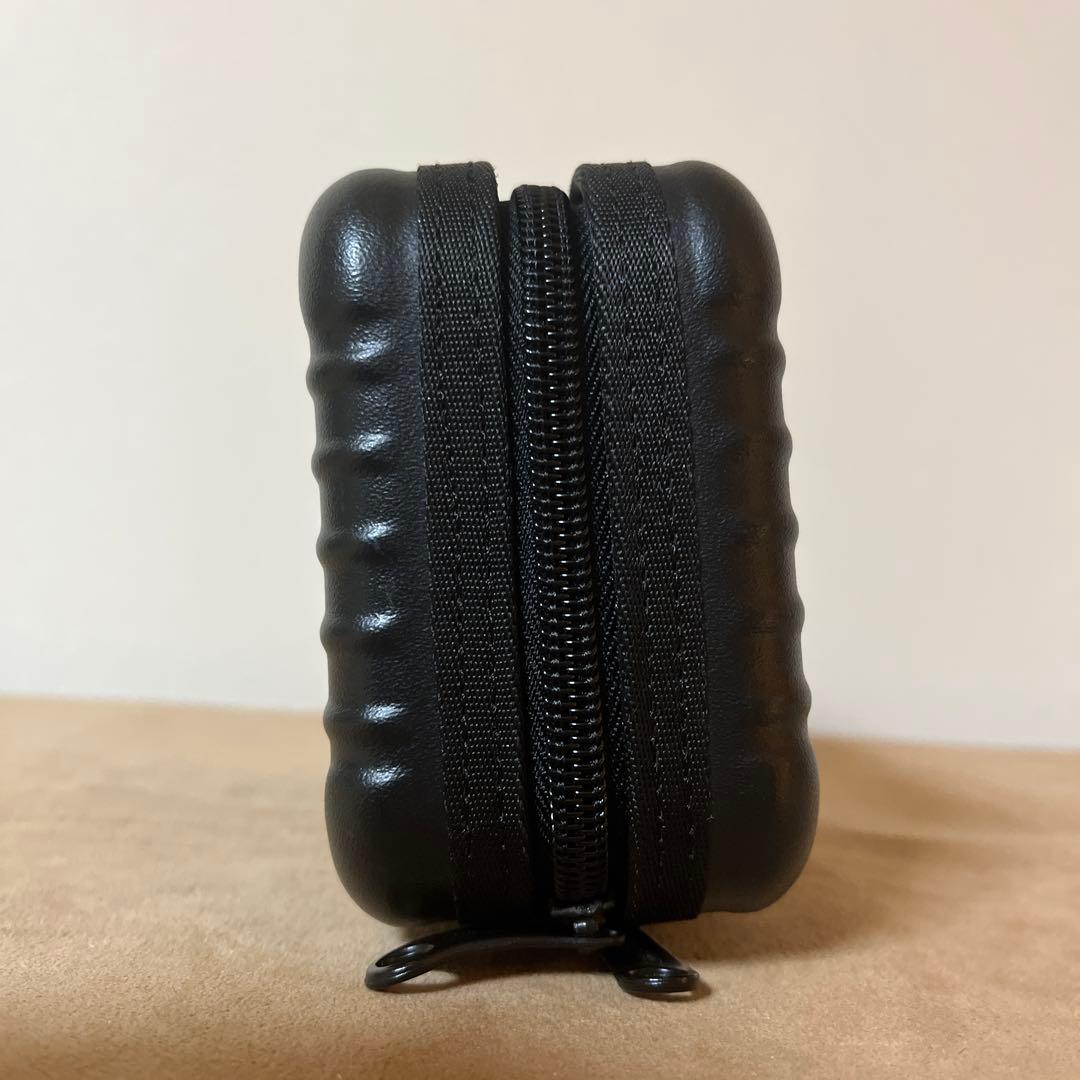 ANA 国際線ファースト リモワRIMOWA アメニティポーチ 黒