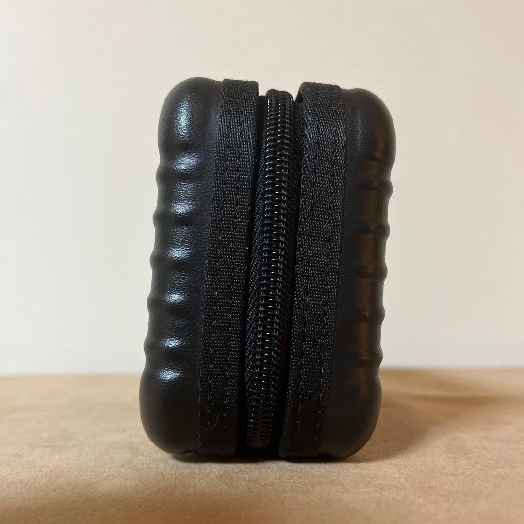 ANA 国際線ファースト リモワRIMOWA アメニティポーチ 黒