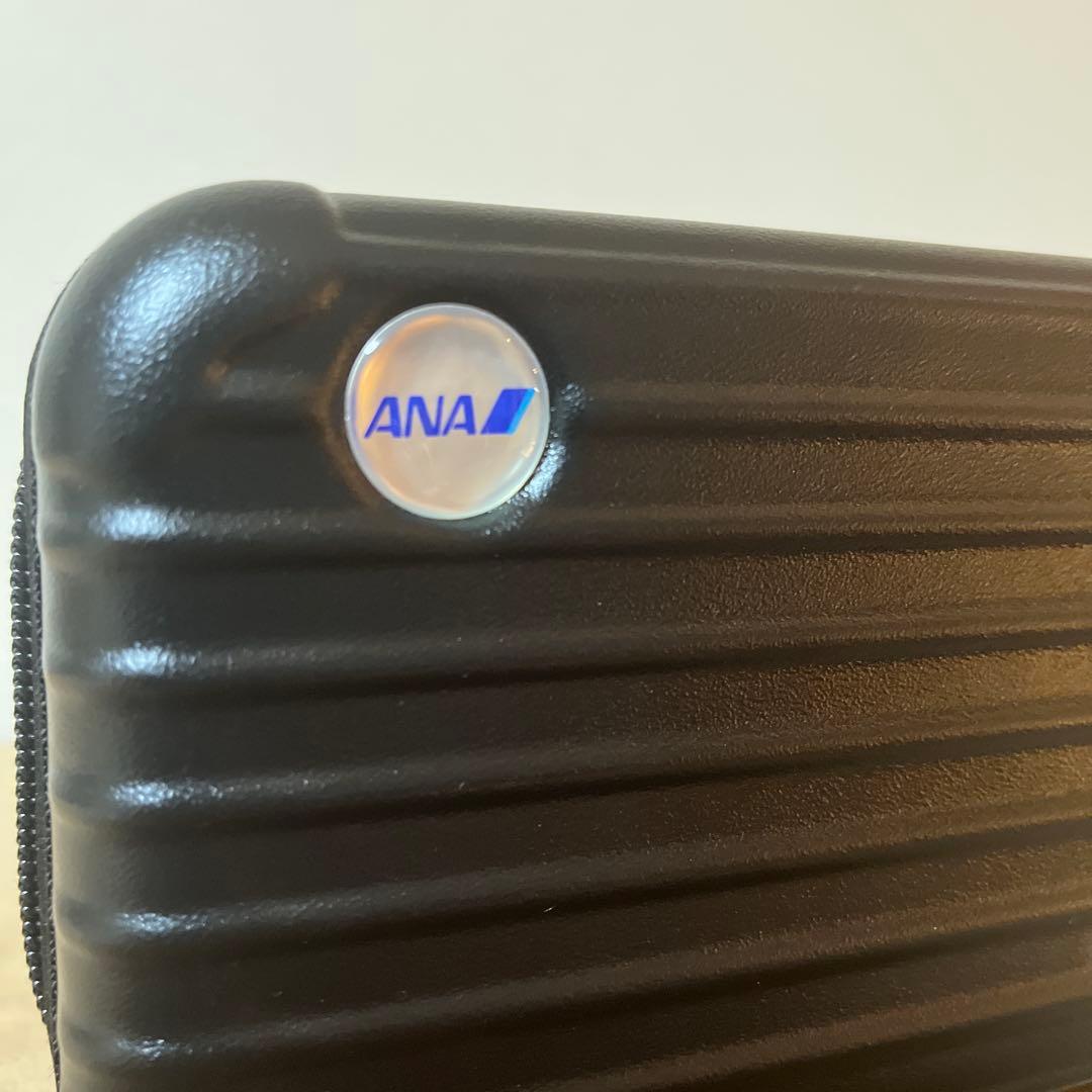 ANA 国際線ファースト リモワRIMOWA アメニティポーチ 黒