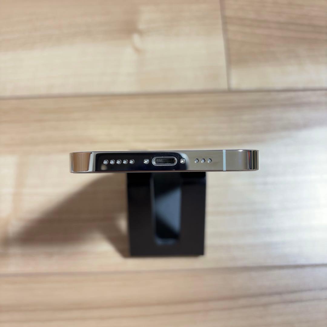 超美品 バッテリー新品 iPhone13 Pro 1TB シルバー