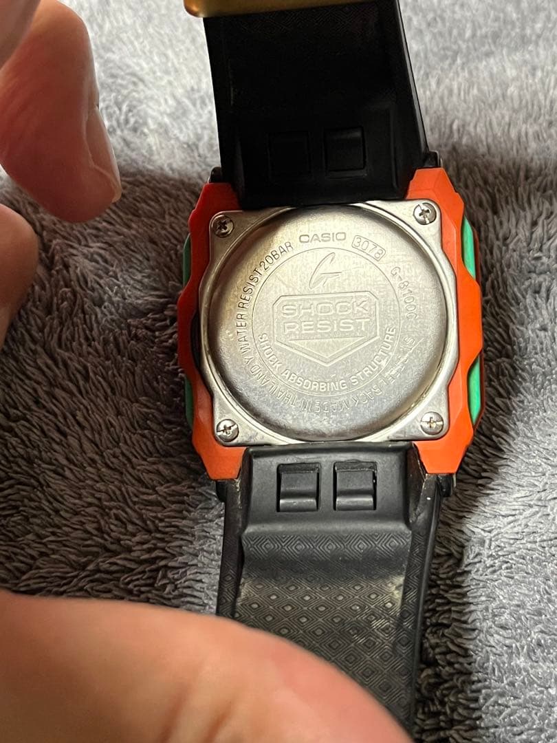 【激レア】G-SHOCK 日本未発売カラー G-8100アドバンスドデザイン