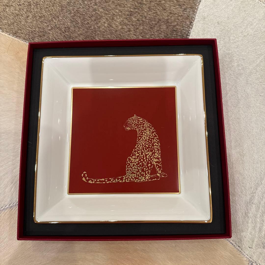 Cartier ジャガー デザイン プレート