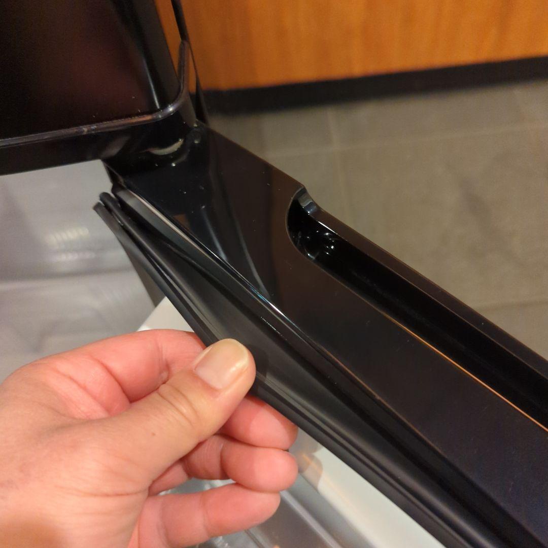 極美品2022年製(東京23区のみ送料と設置無料！)冷蔵庫