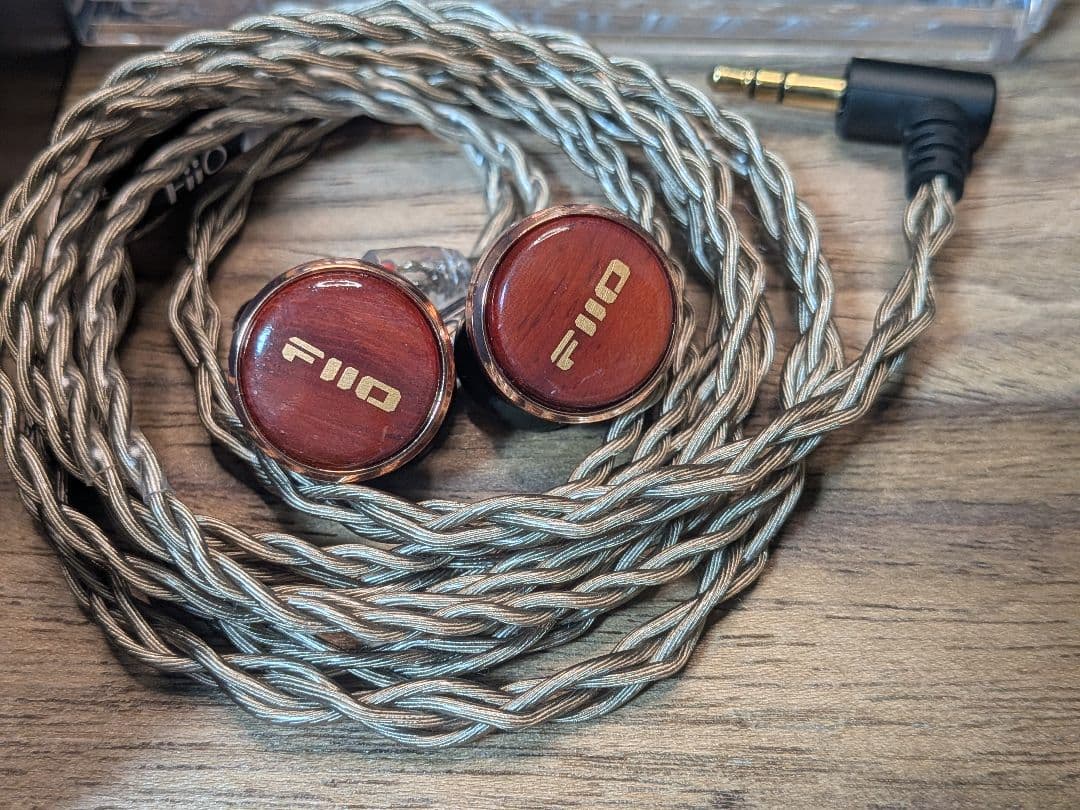 FiiO FP3 リケーブル可能イヤホン Rosewood
