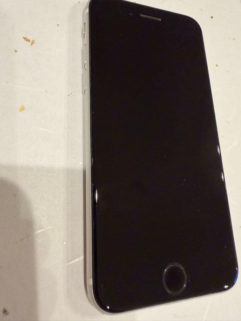 Apple iPhone SE2 第二世代 128Gb