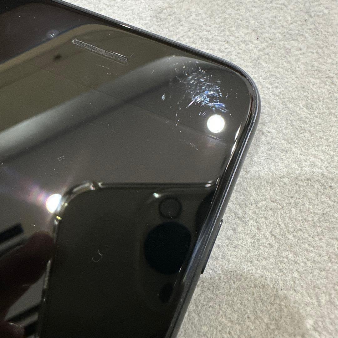 iPhone se2 128GB 本体