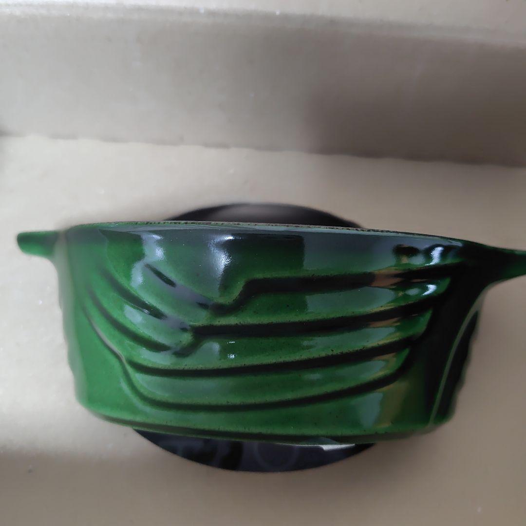 ストウブ　スモールチキンココット　バジル②