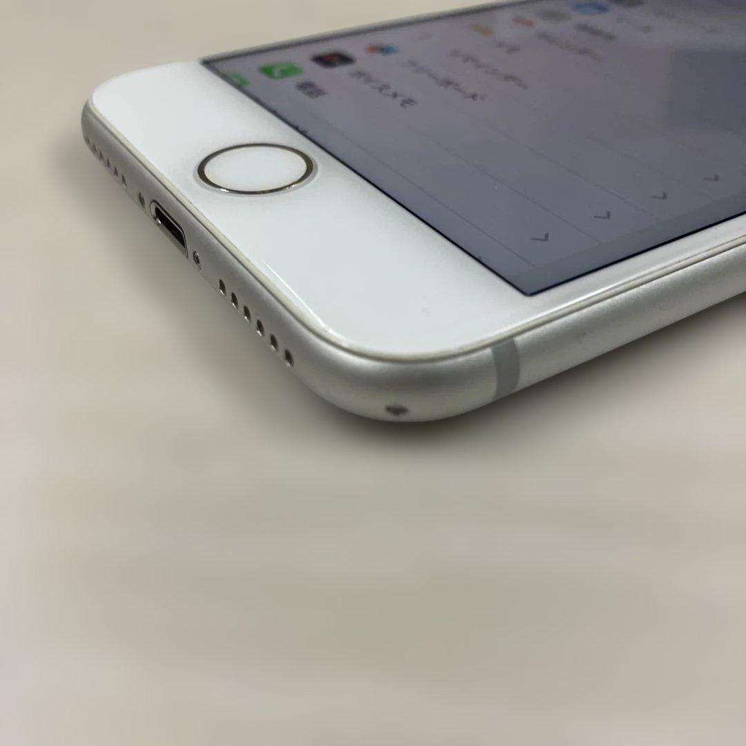 Apple iPhone 8 64GB バッテリー100