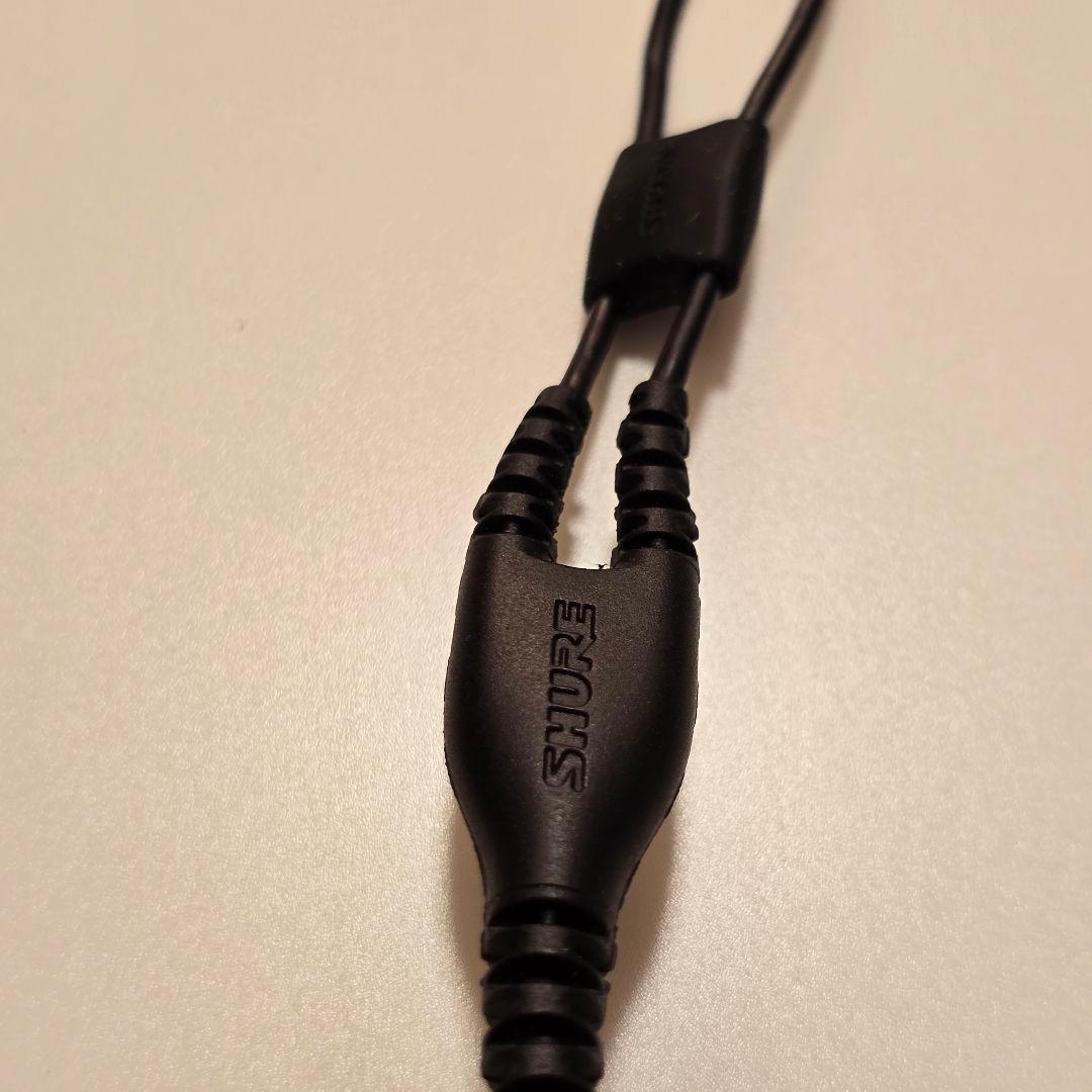 SHURE SE535 イヤホン (ケース付き)