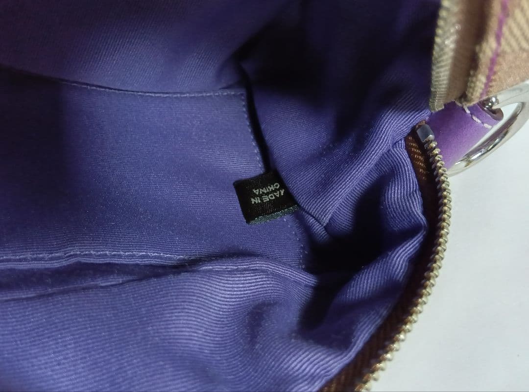 COACH(コーチ) ポーチ　ハンドバッグ　シグネチャー柄　ダブルターンロック