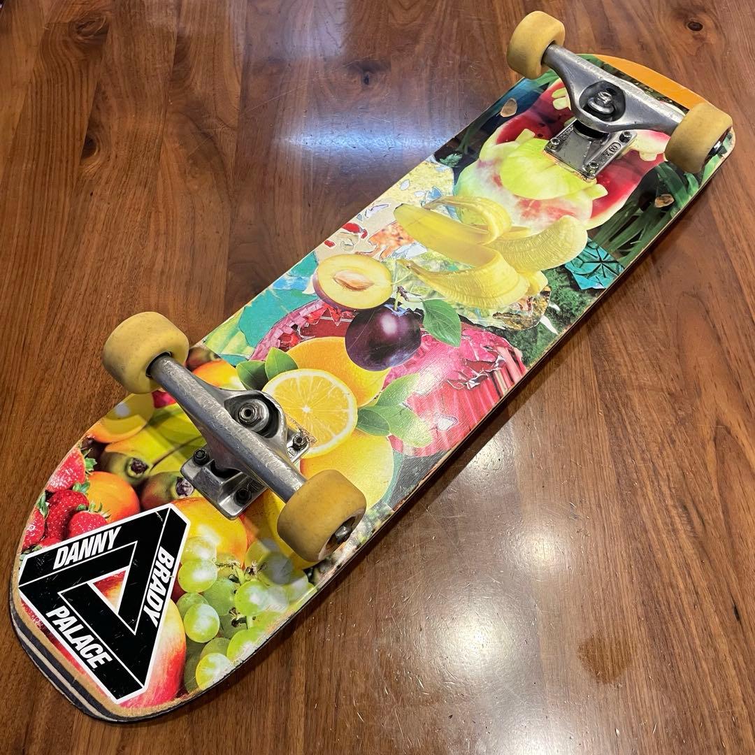 パレス　スケボー　スケートボード　インディペンデント　スピットファイア　8インチ