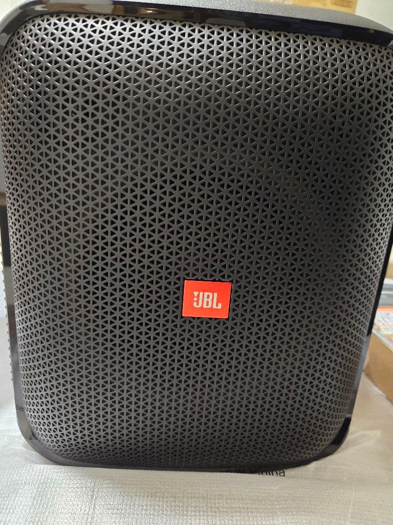 JBL BOXENCORE ESSENTIAL ワイヤレススピーカー