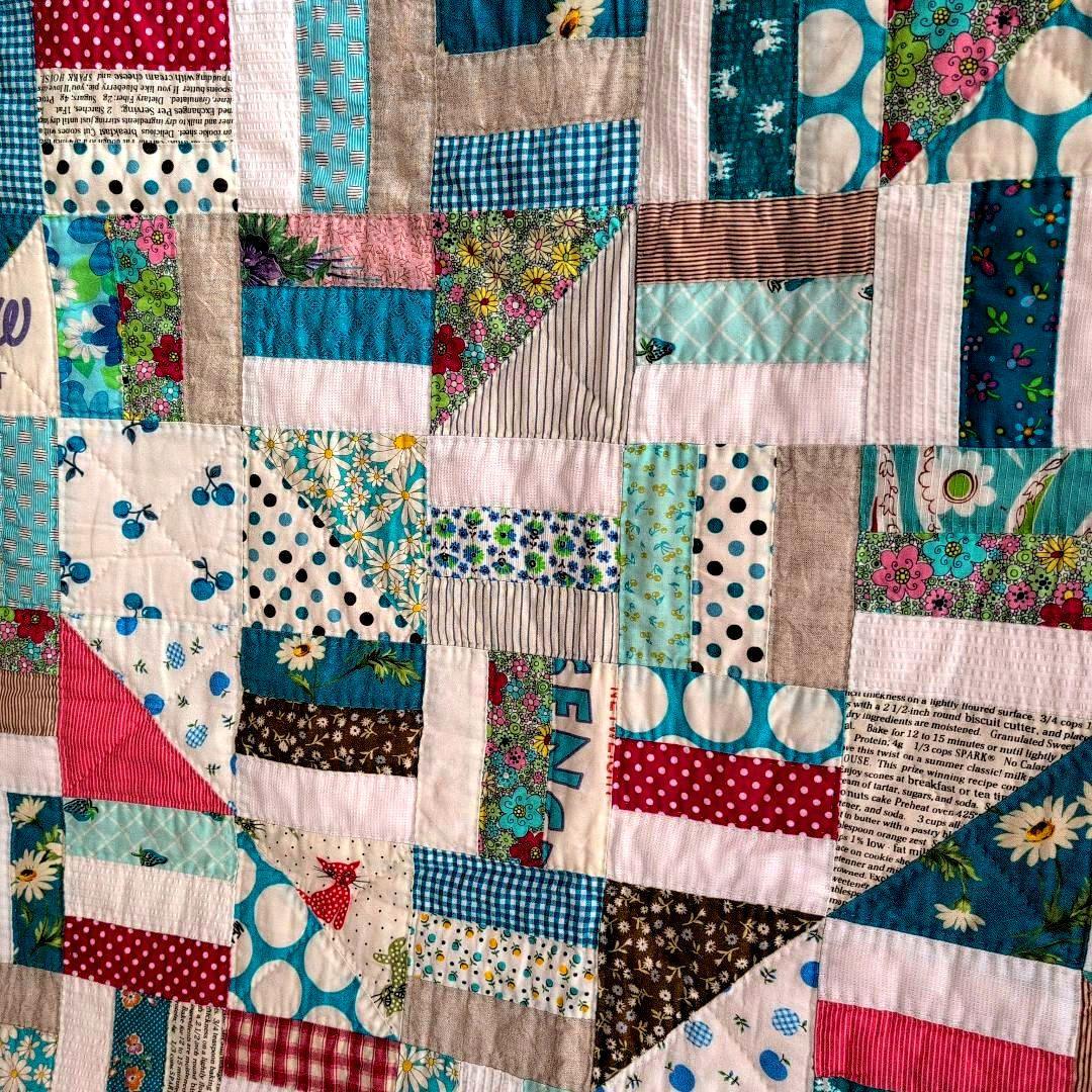 パッチワークキルト　ハンドメイド