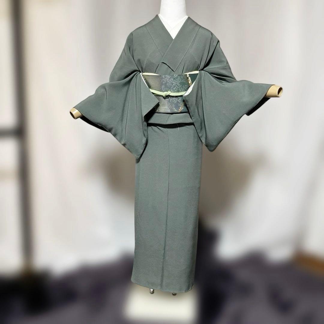 未使用近い　美品　袷　正絹　縮緬　色無地　フルセット　西陣唐織漆箔袋帯