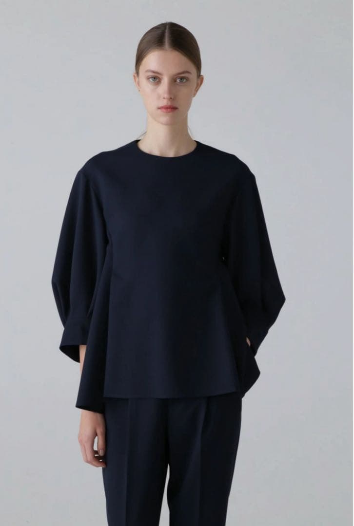 ADOREアドーア　クリアボンディングブラウス　38　長袖　フレアシルエット