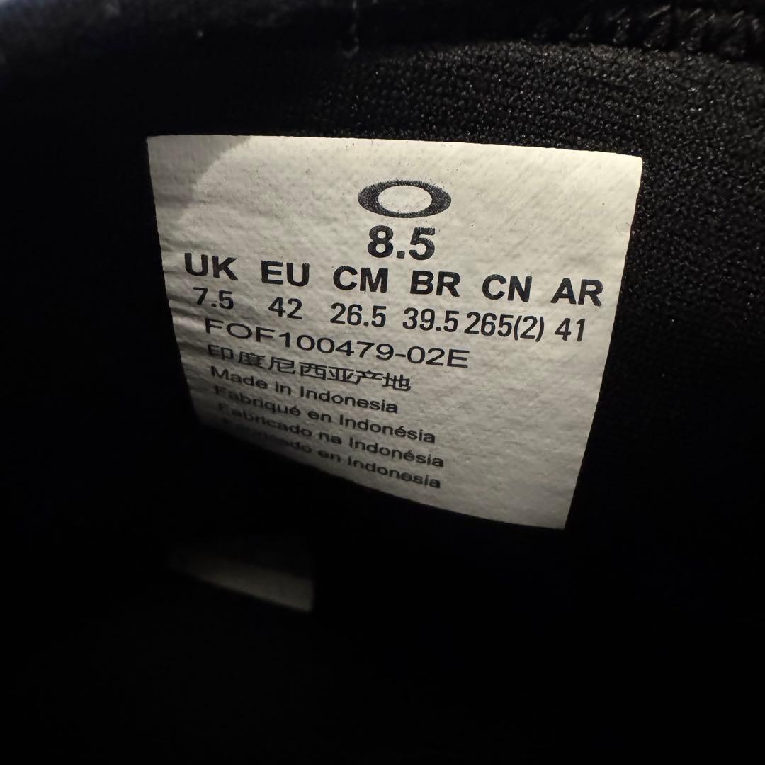 【新品】　オークリー COYOTE LACELESS ブーツ　OAKLEY 黒