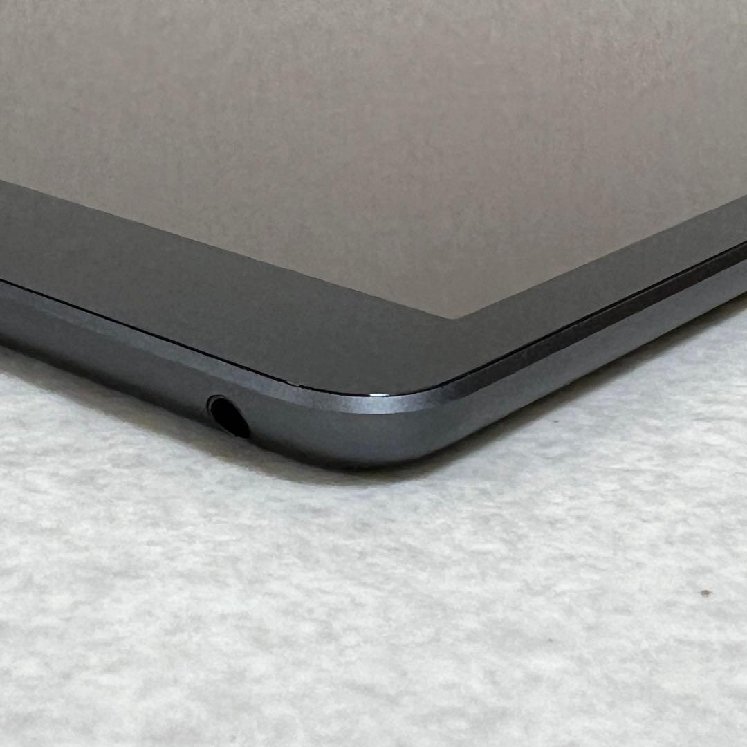 【美品】iPad 第7世代 32GB Wi-Fi SmartKeyboard