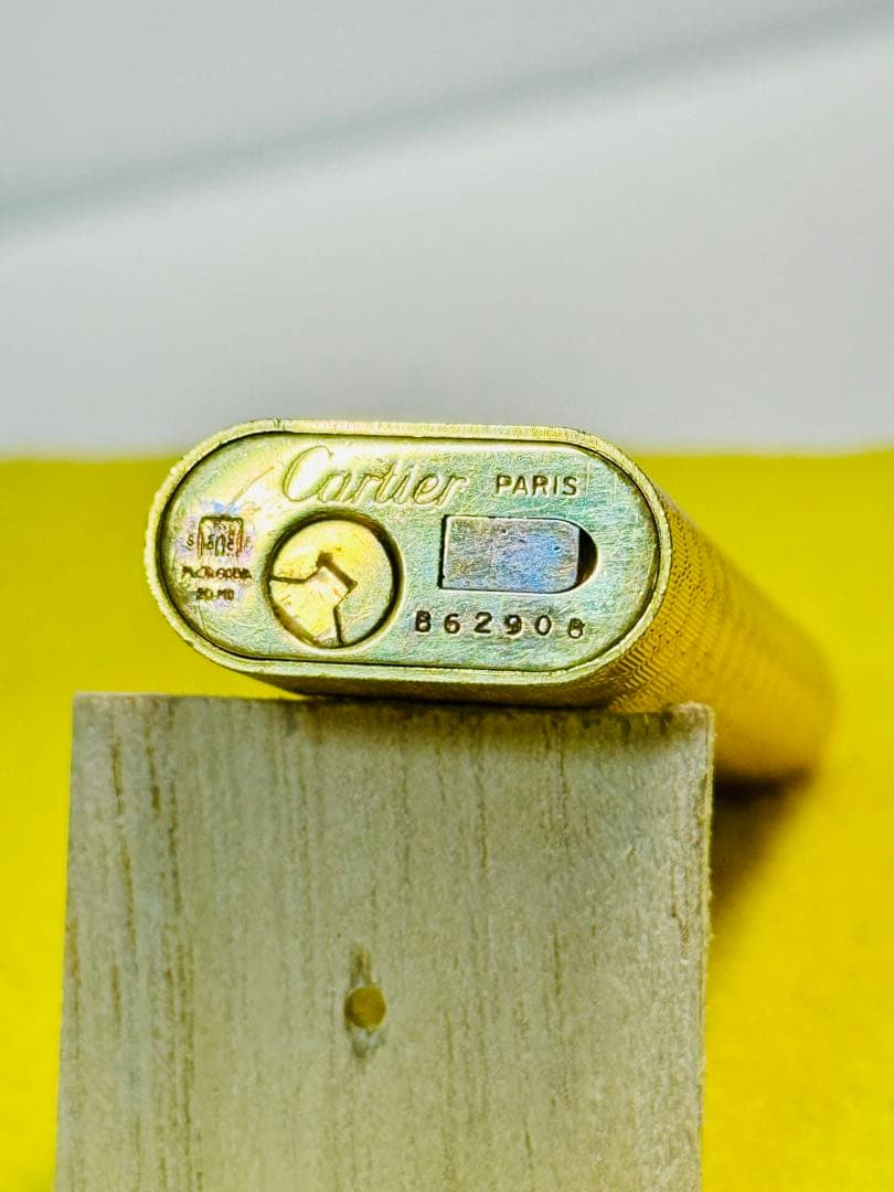 カルチェガスライター　ゴールド