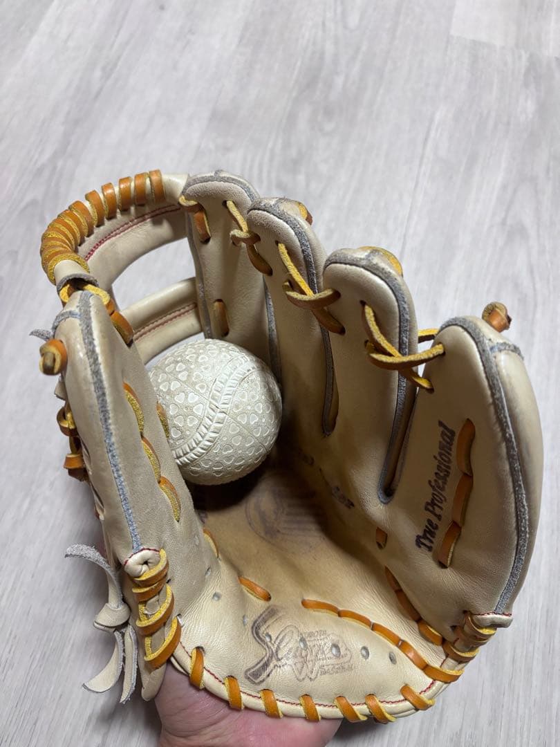 ゆ*ん様 スラッガー　軟式内野用　オーダー