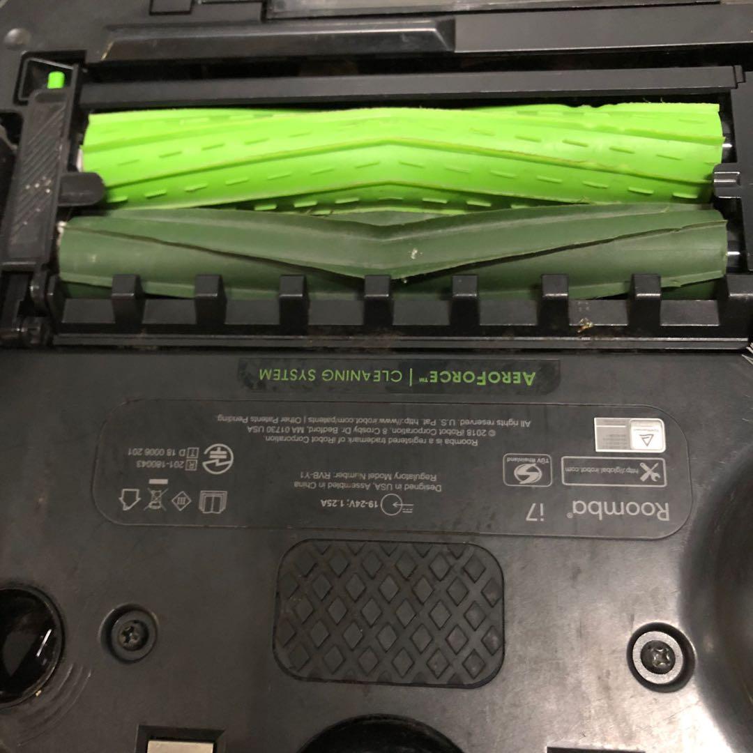 iRobot i7 と Roomba クリーンベース ADE-N1