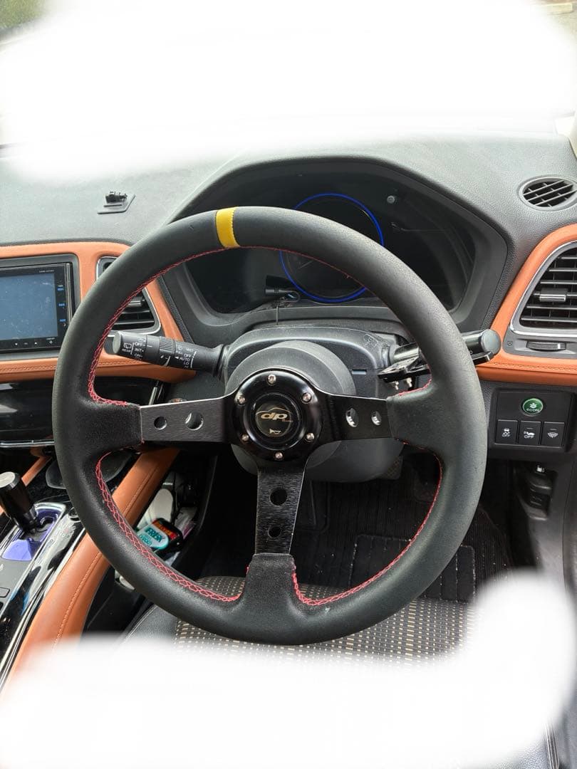 ヴェゼル 車検対応ステアリングボス(ステアリング付き)