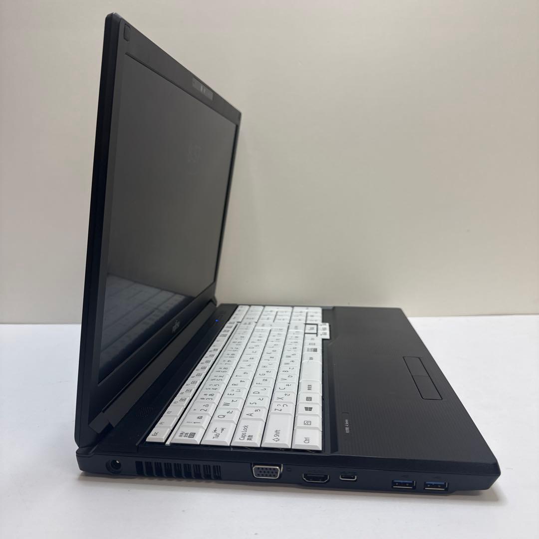 Fujitsu FUTRO A5511M /動作良好128GB