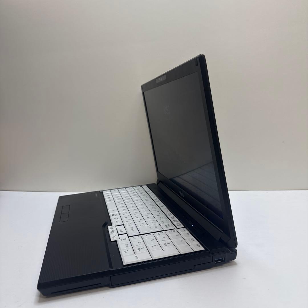 Fujitsu FUTRO A5511M /動作良好128GB