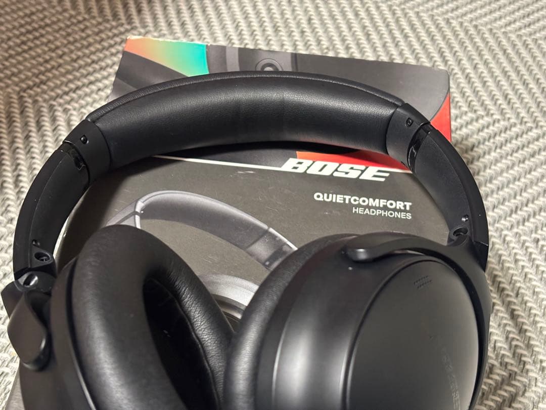 Bose ブルートゥースヘッドホンQuietComfortHPBLK