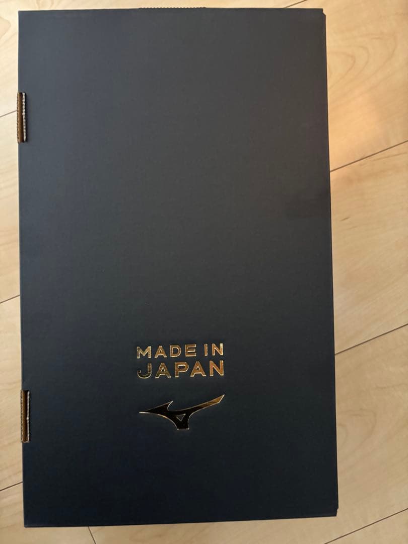 Mizuno Morelia Neo4 サッカーシューズ ホワイト/ゴールド