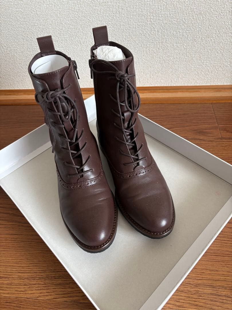 あしながおじさん　ダークブラウン レースアップブーツ
