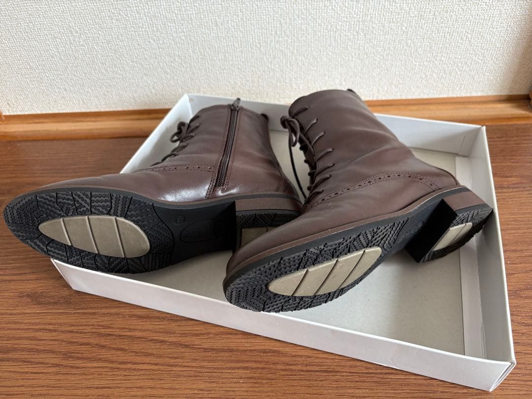 あしながおじさん　ダークブラウン レースアップブーツ