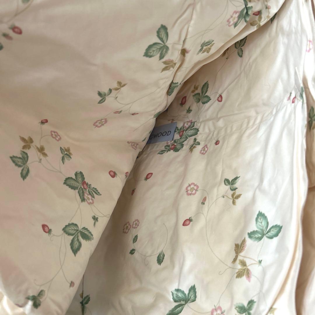 ウェッジウッド　羽毛掛け布団　ワイルドストロベリー　未使用