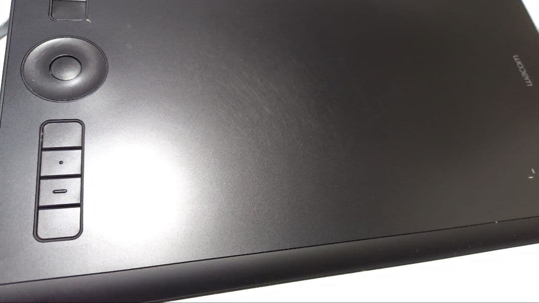 ワコム Wacom Intuos Pro PTH-660/K0 ペンタブレット