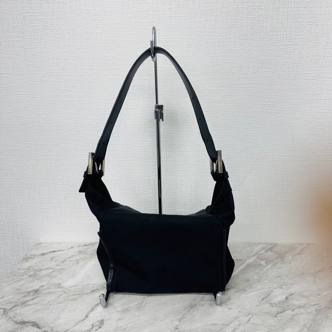 ✨FENDI✨フェンディ✨FF金具✨ナイロン✨ブラック✨ハンドバッグ✨