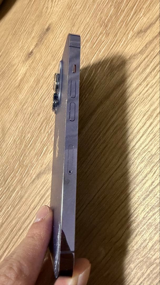 L*h様 iPhone14 Pro 256GB ディープパープル　電池80% 背