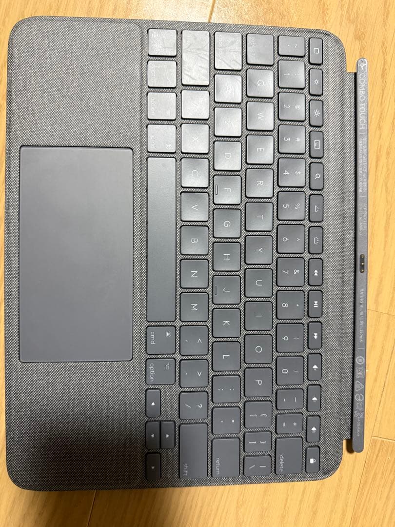 ロジクール iPad Pro 11インチ　キーボードケース