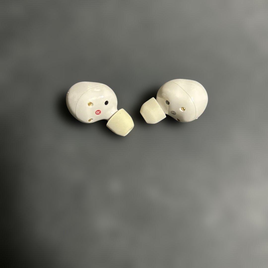 ホワイト ワイヤレスイヤホン　WF-1000XM5