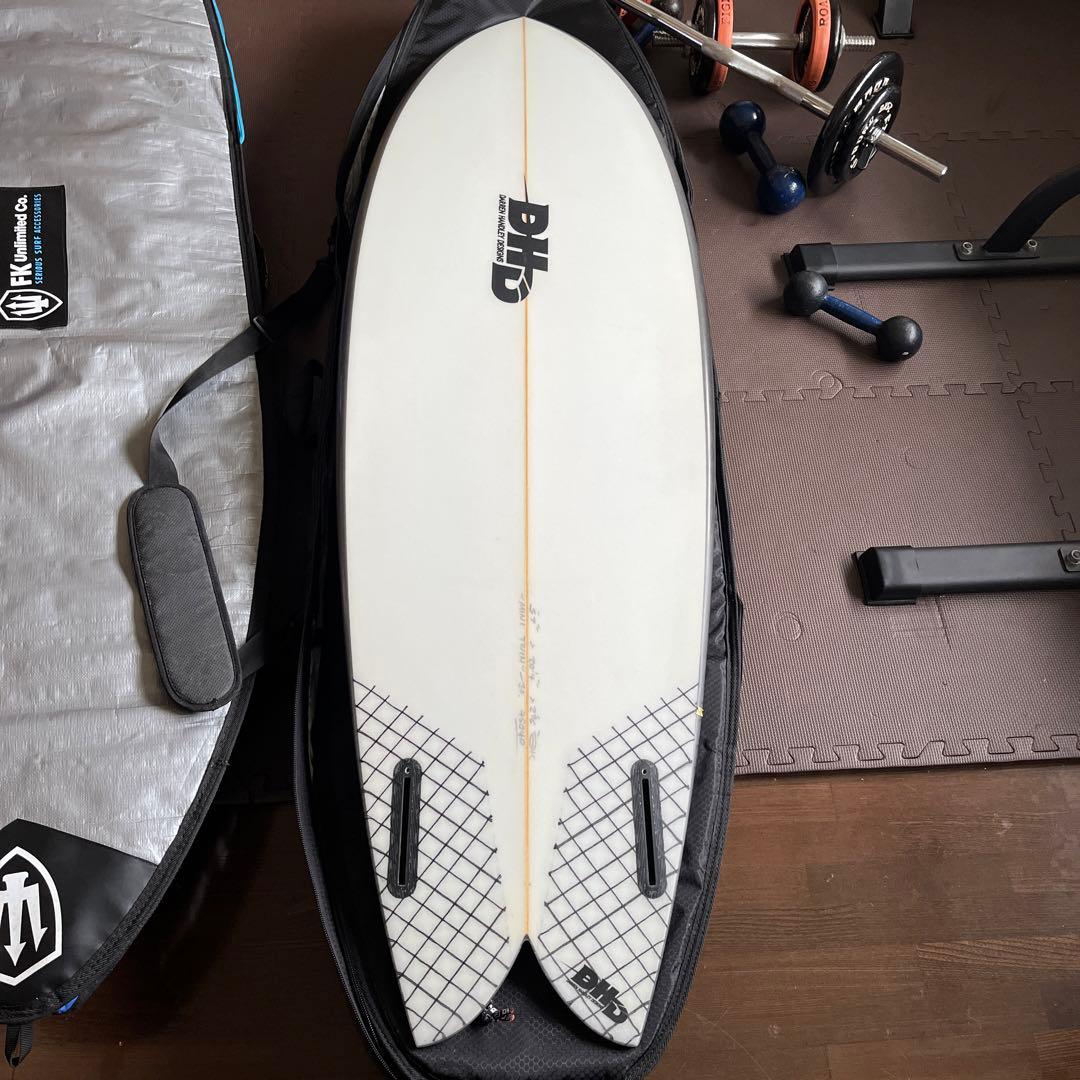 サーフボード　DHD ミニツイン　5.7