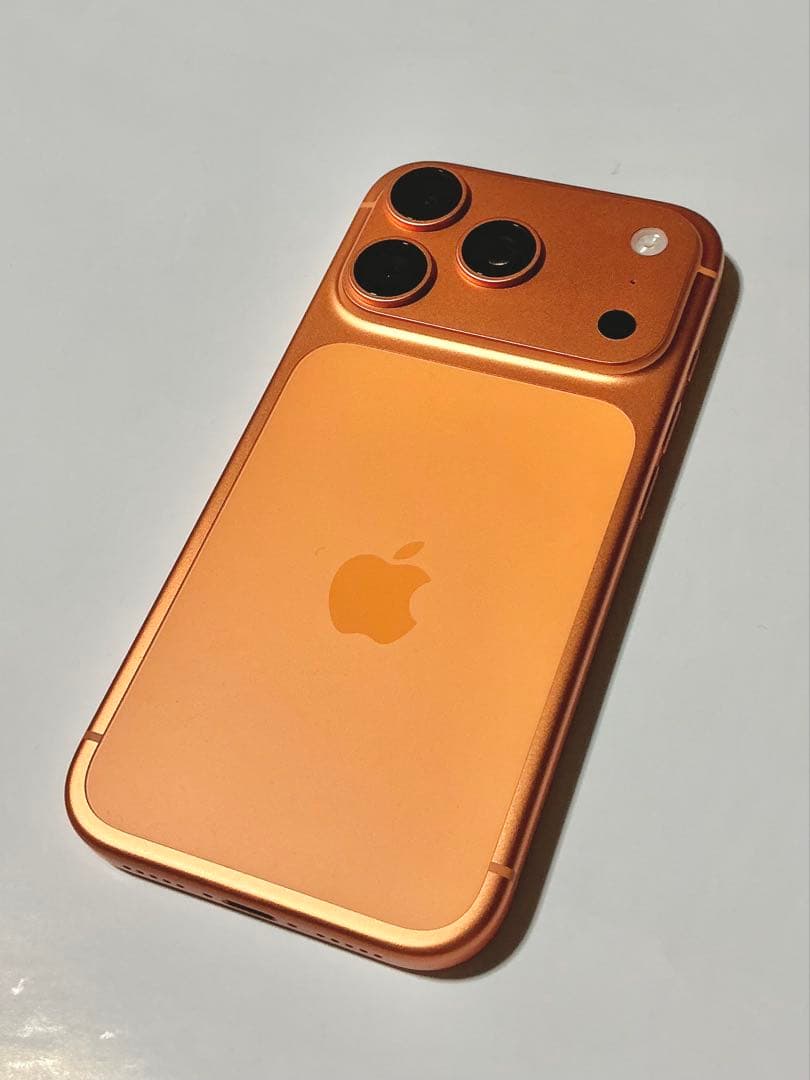 新品同様 iPhone 17 Pro オレンジ 512GB US SIMフリー版