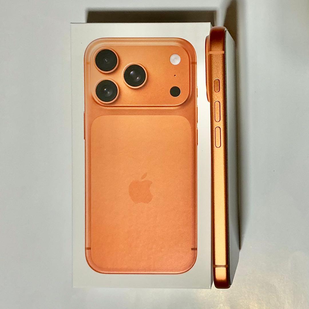 新品同様 iPhone 17 Pro オレンジ 512GB US SIMフリー版