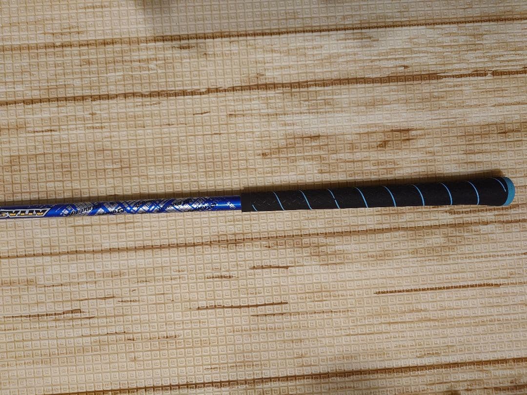 ゴルフシャフト アッタスキング　キャロウェイスリーブ付き　5SR（ドライバー用）