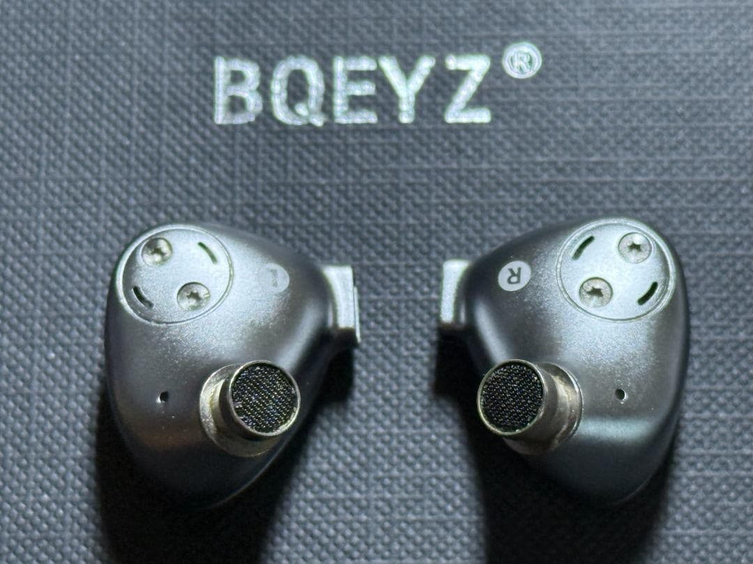 BQEYZ Wind 4.4mmバランス シルバー 美品 付属品完備 骨伝導