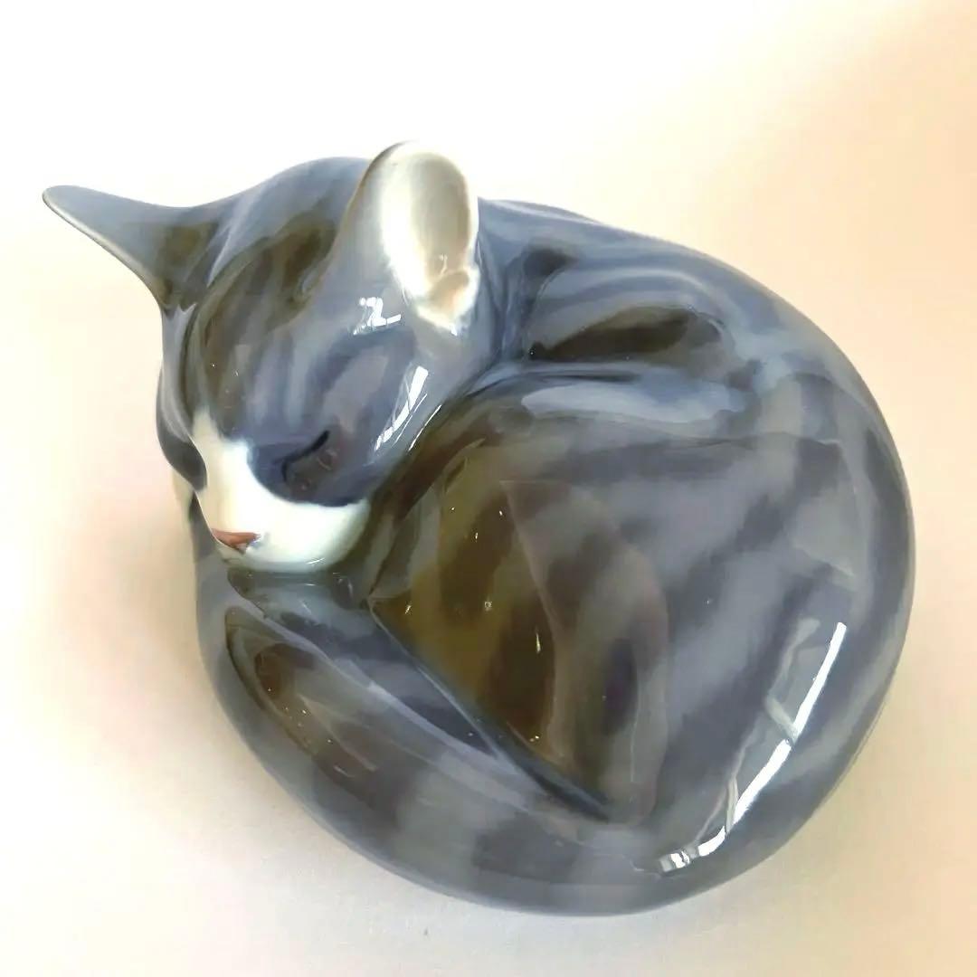 ロイヤルコペンハーゲン　眠り猫　フィギュリン