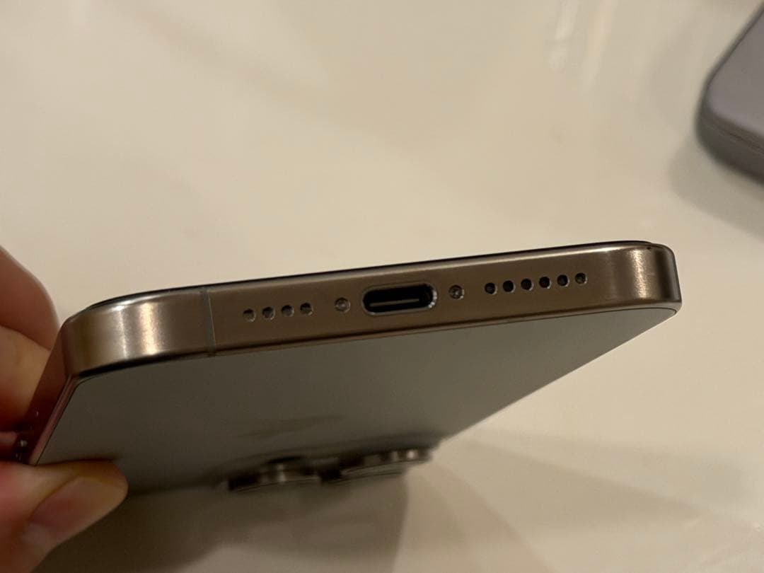 Apple iPhone 15 Pro MAX ナチュラルチタニウム 512GB