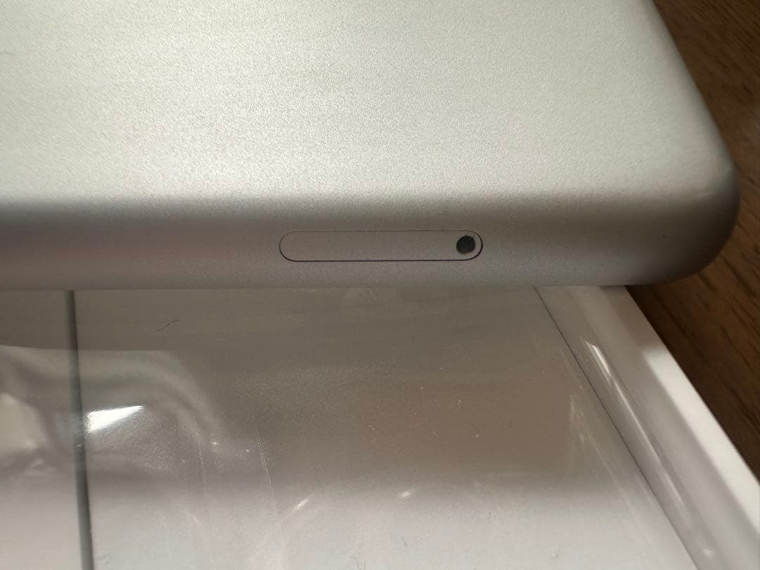 Apple iPad 7th wifi＋cellularモデル^_−☆